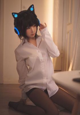 洒满阳光的小院
